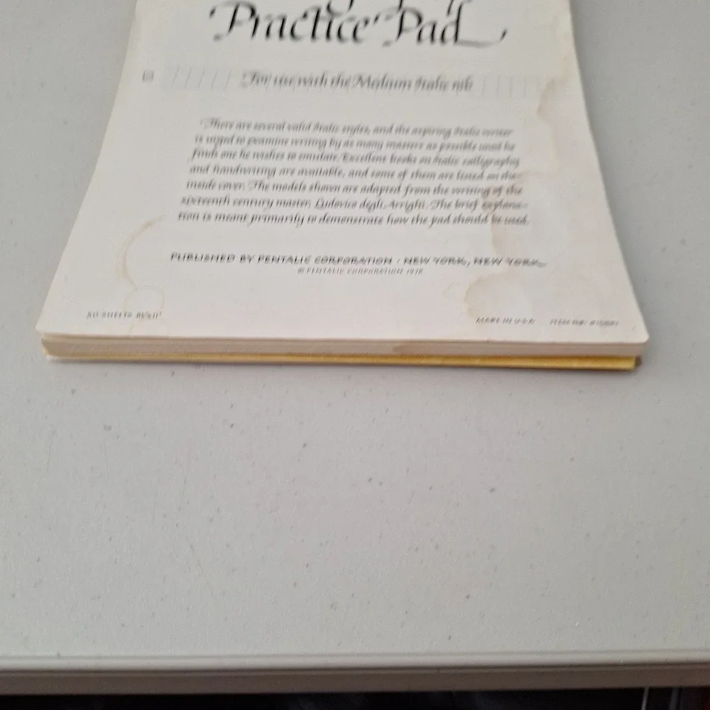Vintage 1978 Italic Calligraphy Handwriting Practice Pad, B3 Nib & Medium Italic
